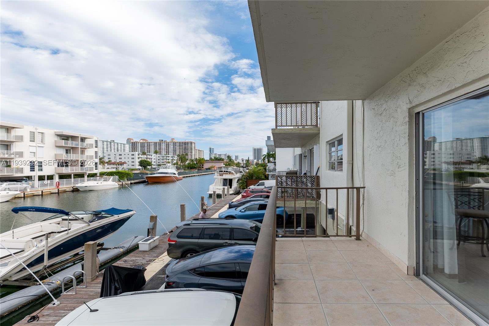 CARIBBEAN HOUSE CONDO - Residential