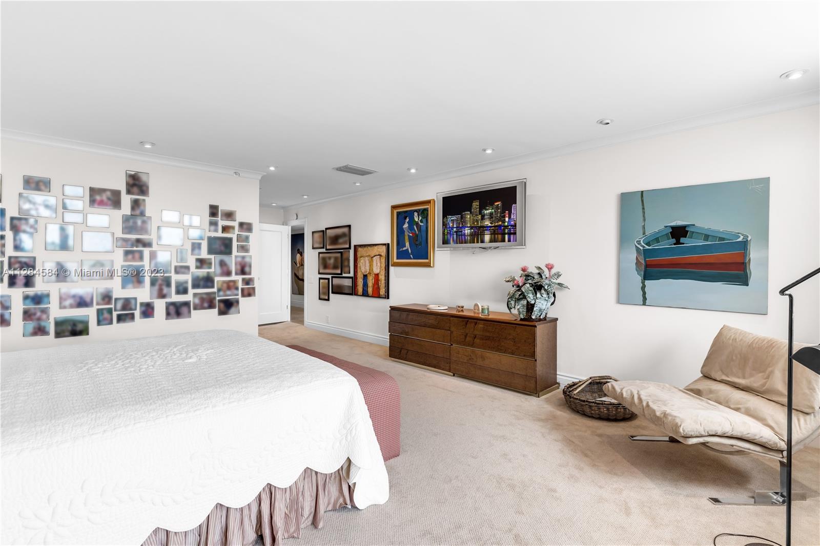 THE EMERALDBAY @ KEY COLO - Residential