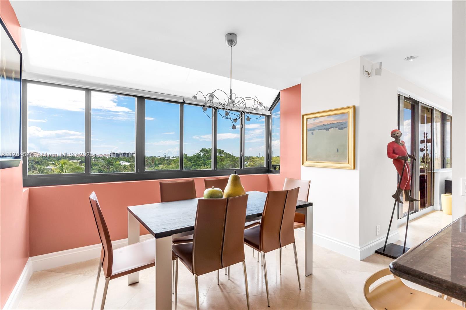 THE EMERALDBAY @ KEY COLO - Residential