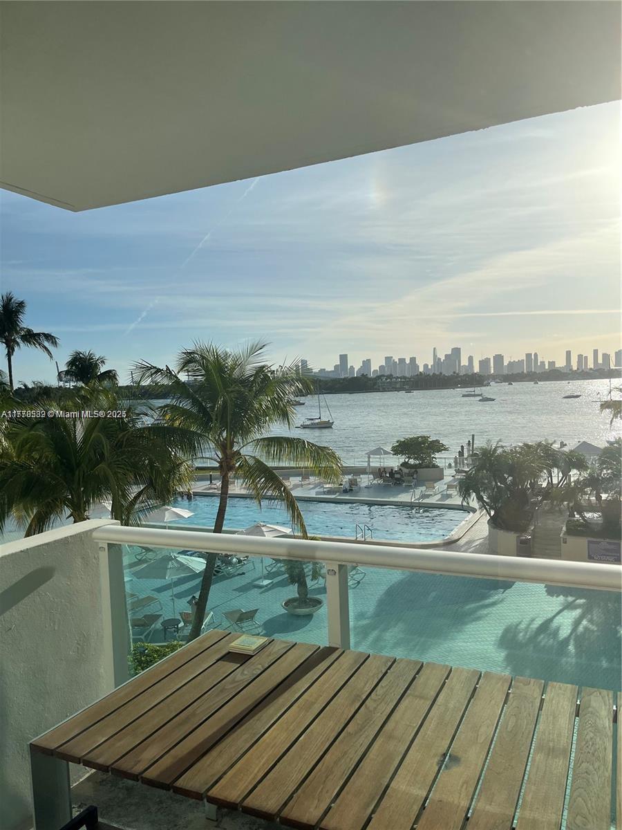 MIRADOR 1200 CONDO - Residential