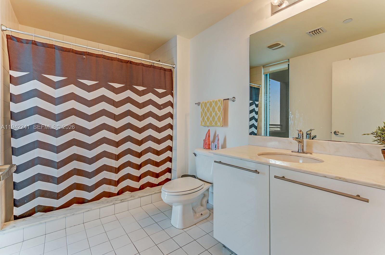 MARINABLUE CONDO - Residential Lease