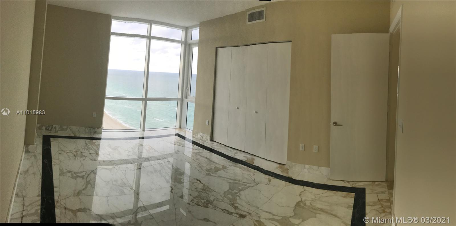 APOGEE BEACH CONDOMINIUM - Residential
