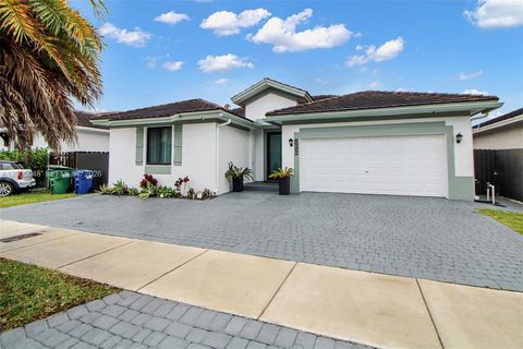 Photo of 22936 SW 115th Ct, Miami, FL 33170 (MLS # A12005848)