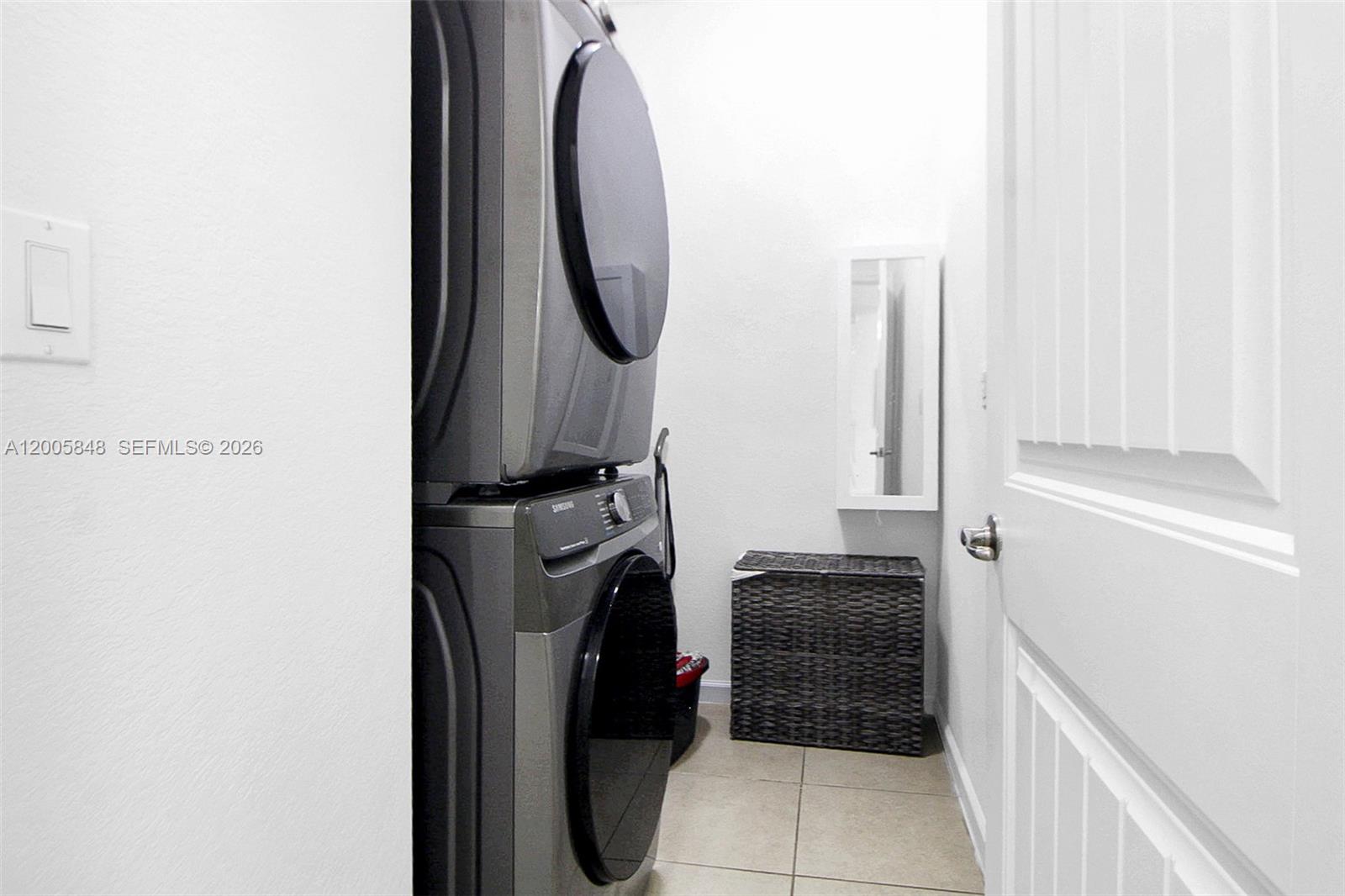 BAILES COMMONS FIRST ADDI - Residential