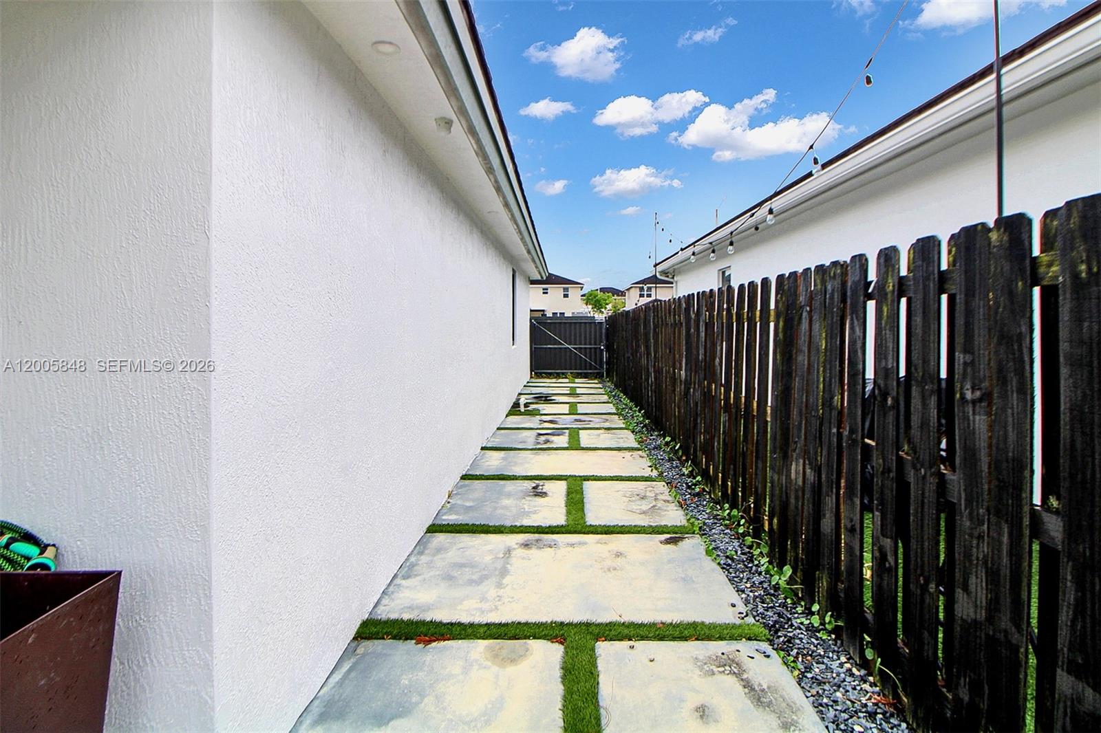 BAILES COMMONS FIRST ADDI - Residential