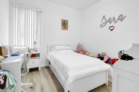 Tiny photo for 22936 SW 115th Ct, Miami, FL 33170 (MLS # A12005848)