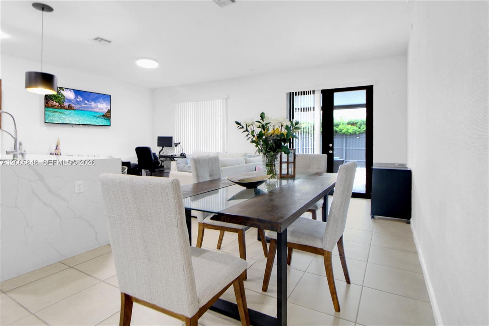 BAILES COMMONS FIRST ADDI - Residential