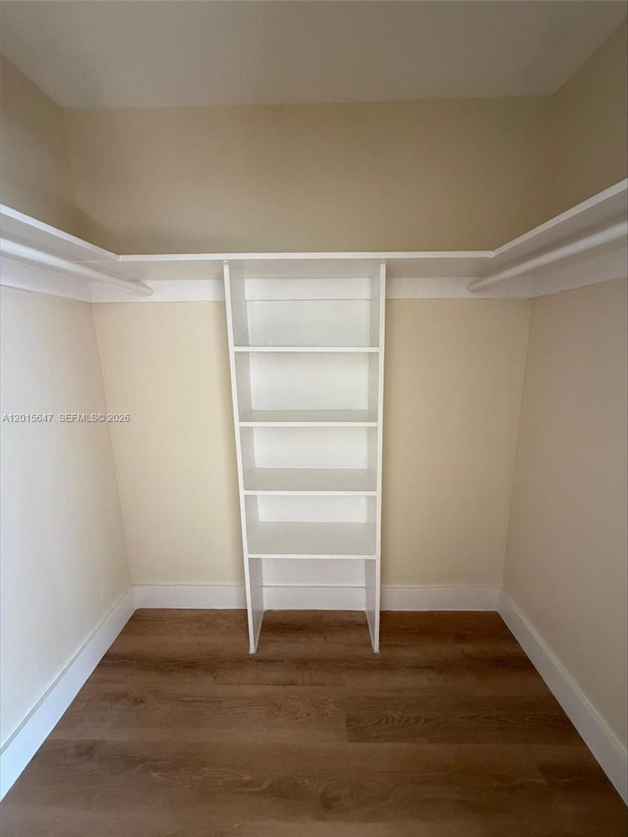 THIRD COMM SUB - Residential Lease
