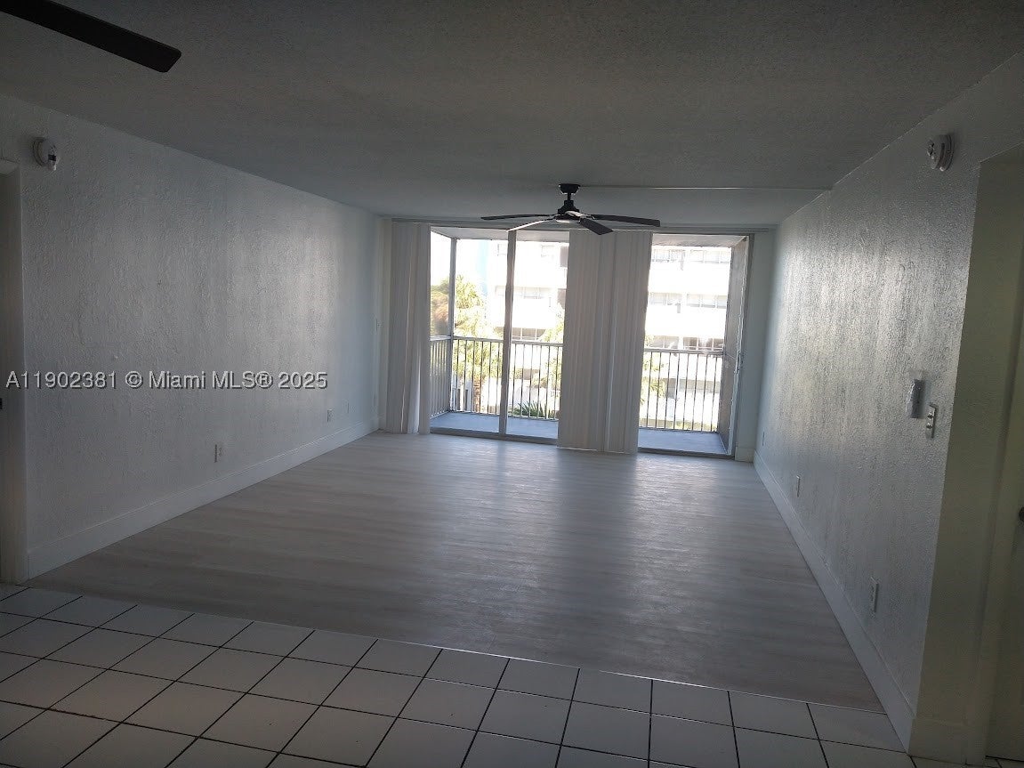 700 NW 214th St 403, Miami Gardens FL 33169