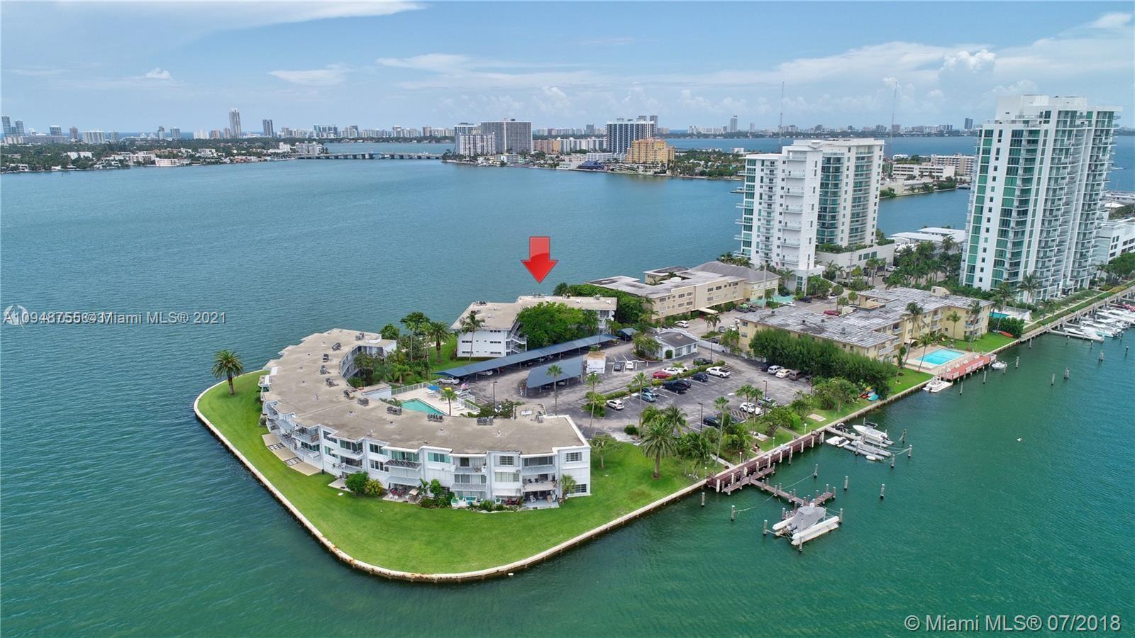 HARBOR ISLAND - Commercial Sale