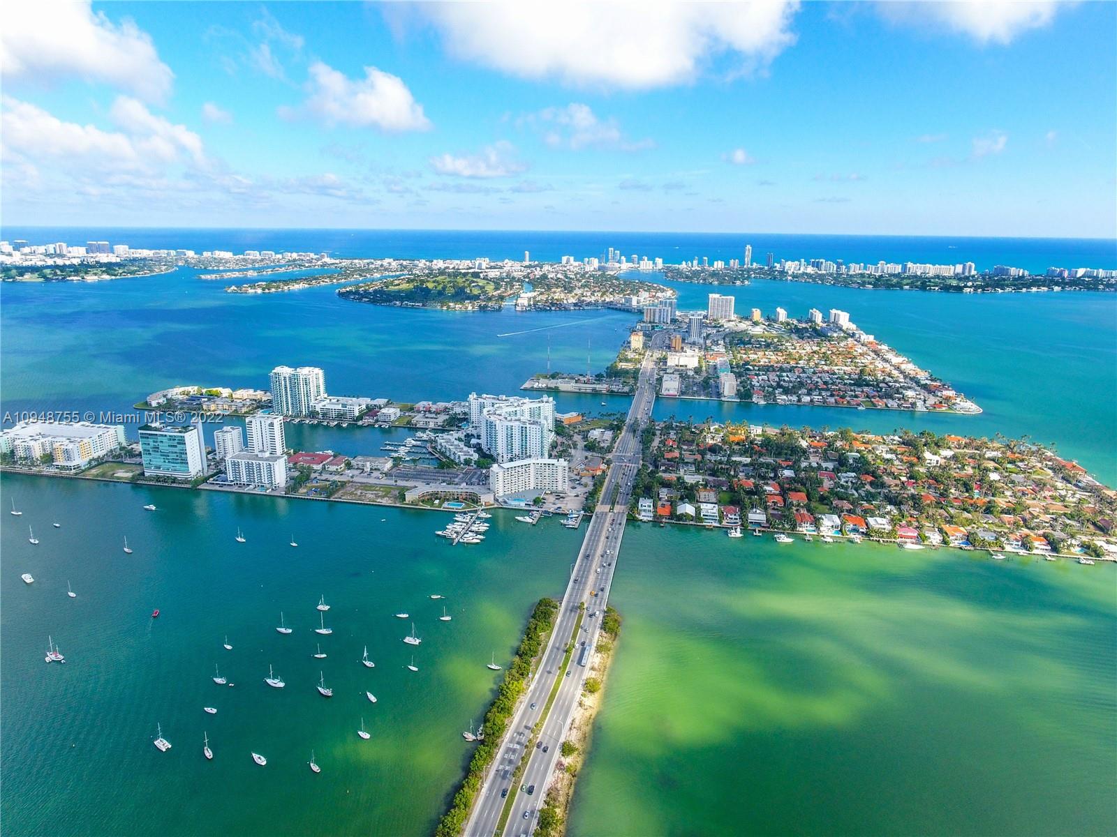 HARBOR ISLAND - Commercial Sale
