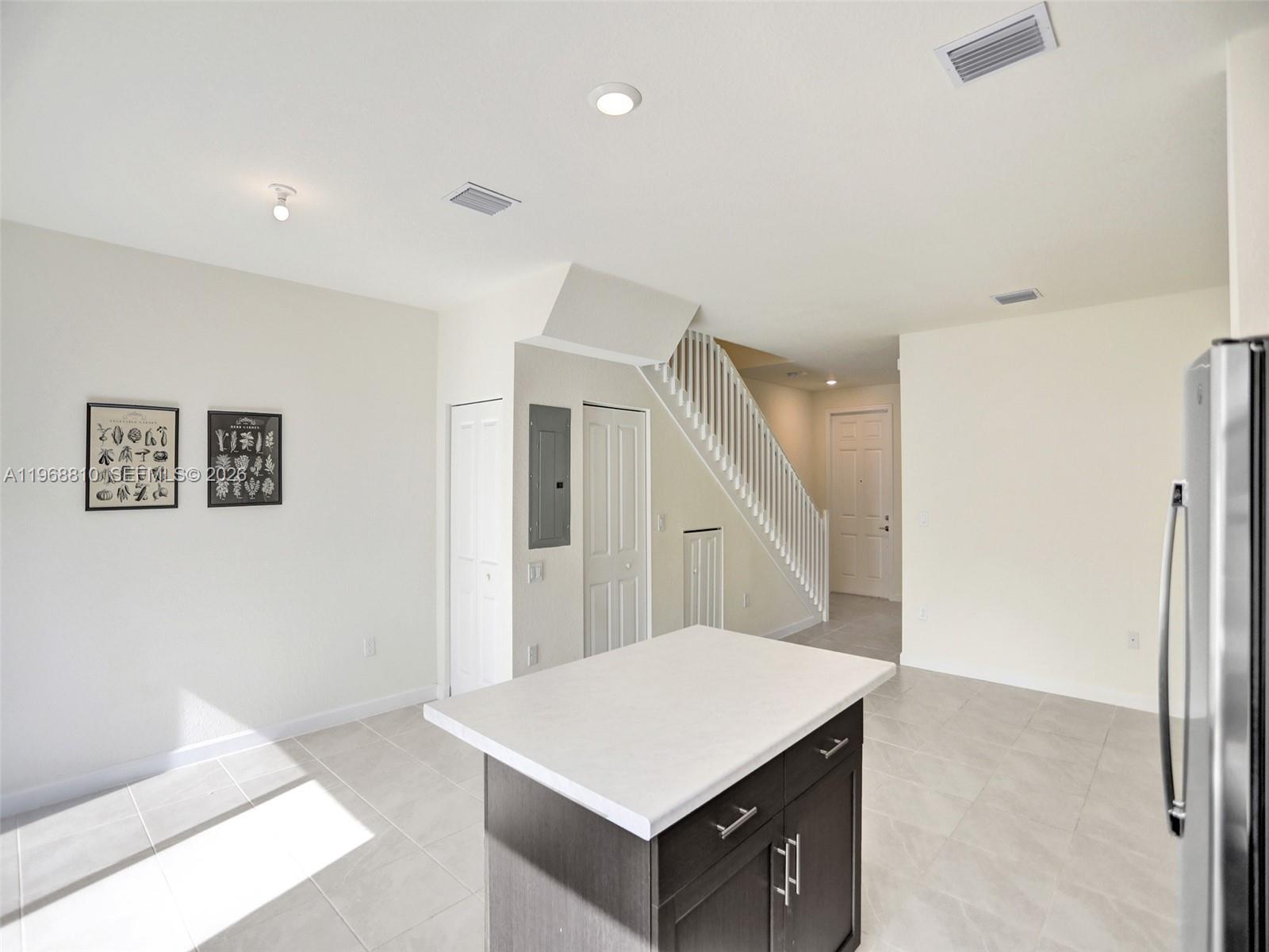 AQUABELLA NORTH - Residential