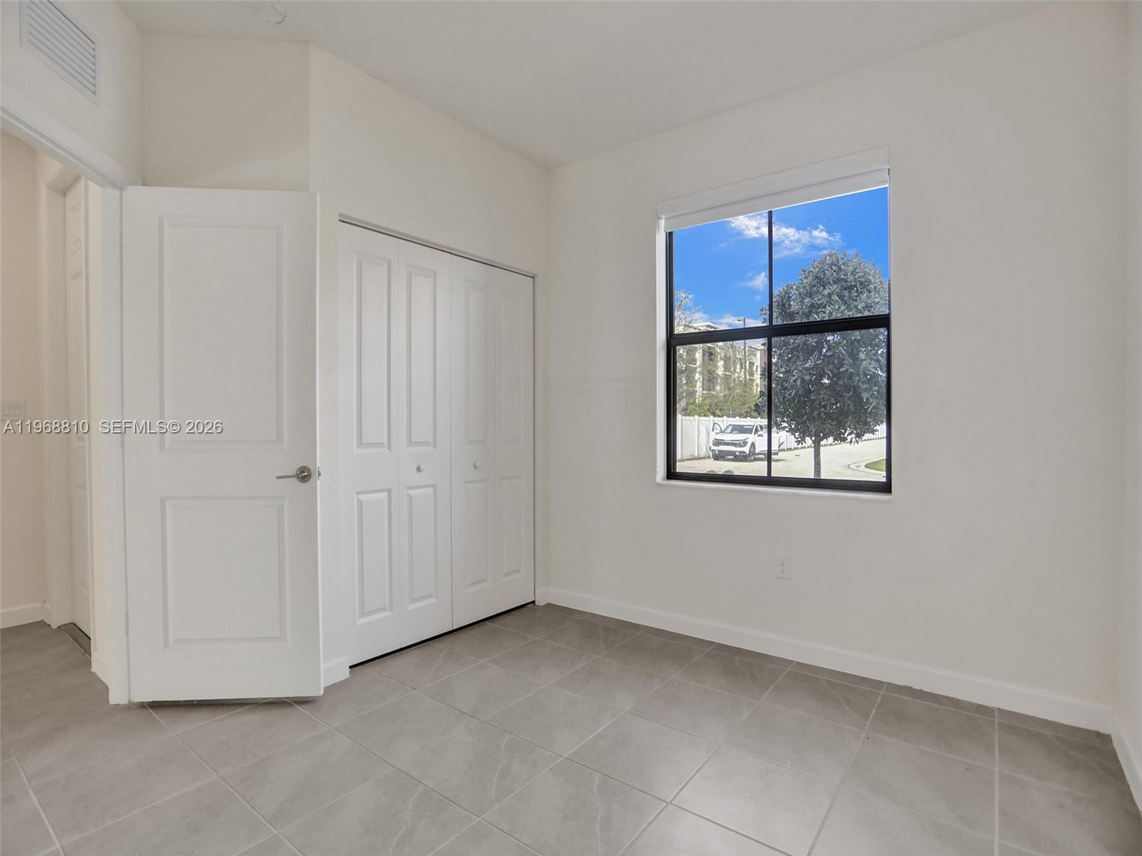 AQUABELLA NORTH - Residential