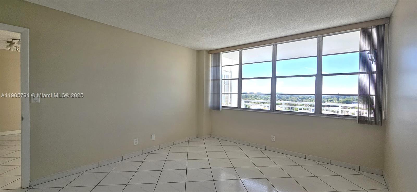 CRESTVIEW TOWERS CONDO - Residential Lease