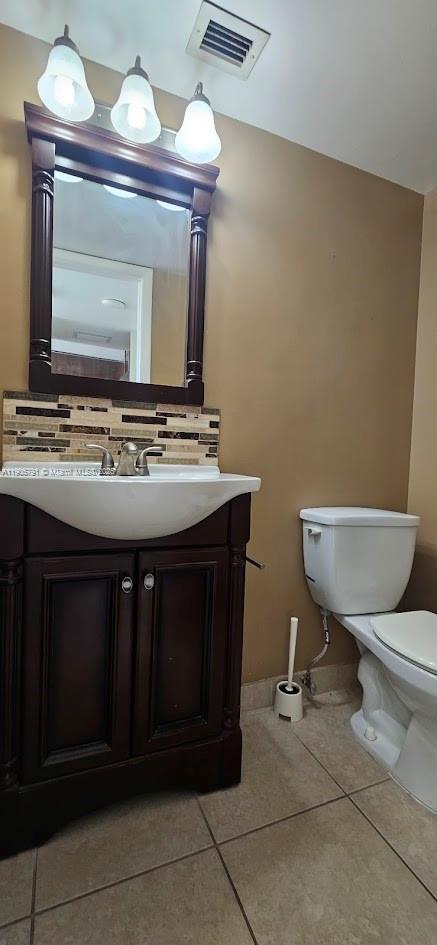 CRESTVIEW TOWERS CONDO - Residential Lease