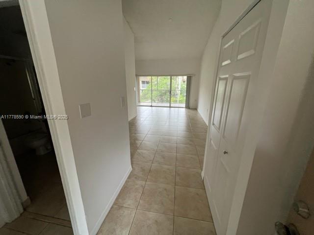 STERLING VILLAGES OF PALM - Residential Lease
