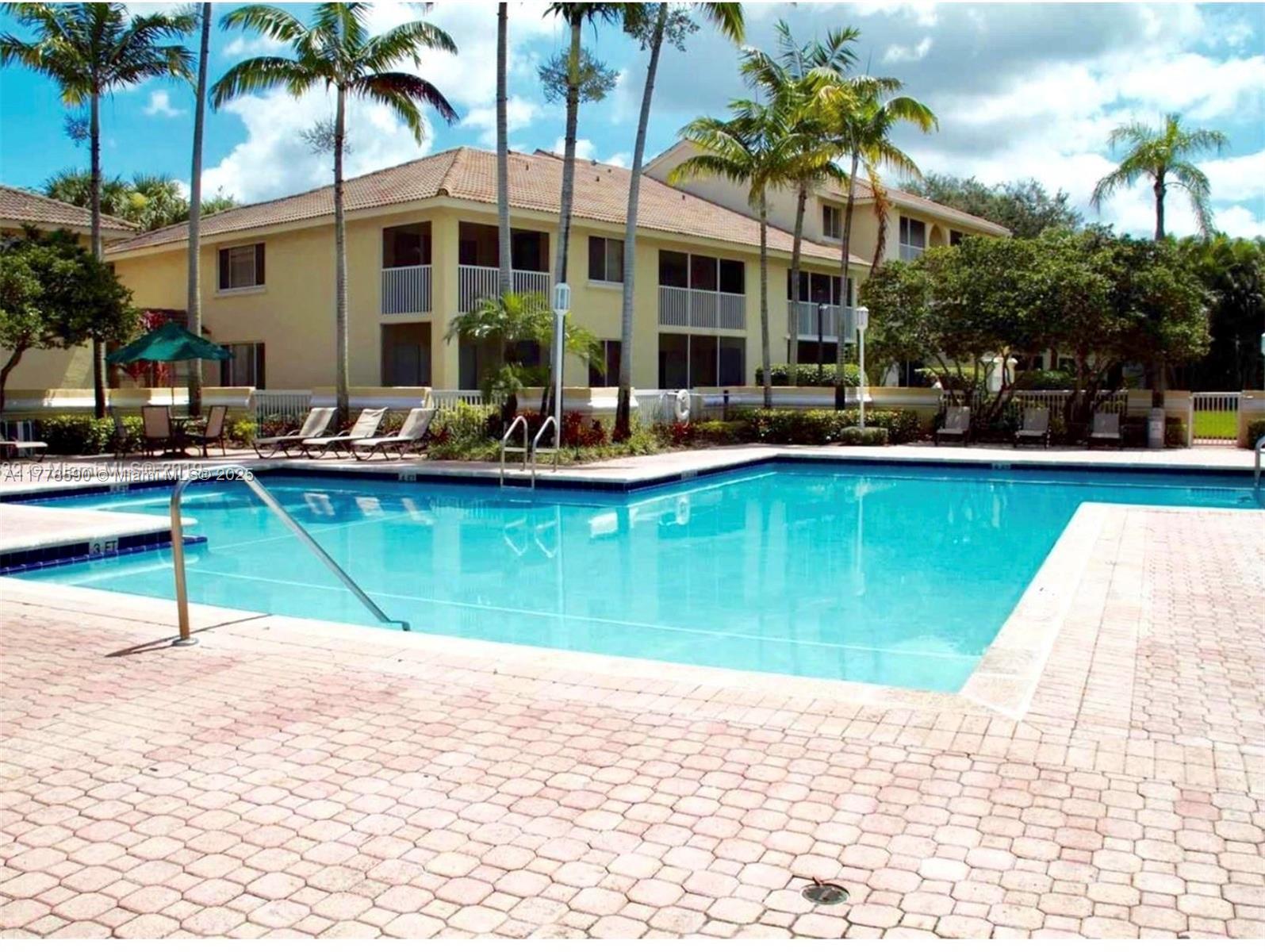 STERLING VILLAGES OF PALM - Residential Lease