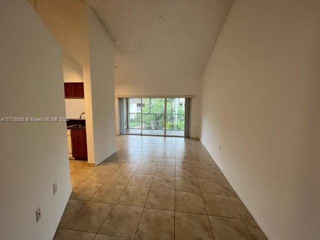 STERLING VILLAGES OF PALM - Residential Lease