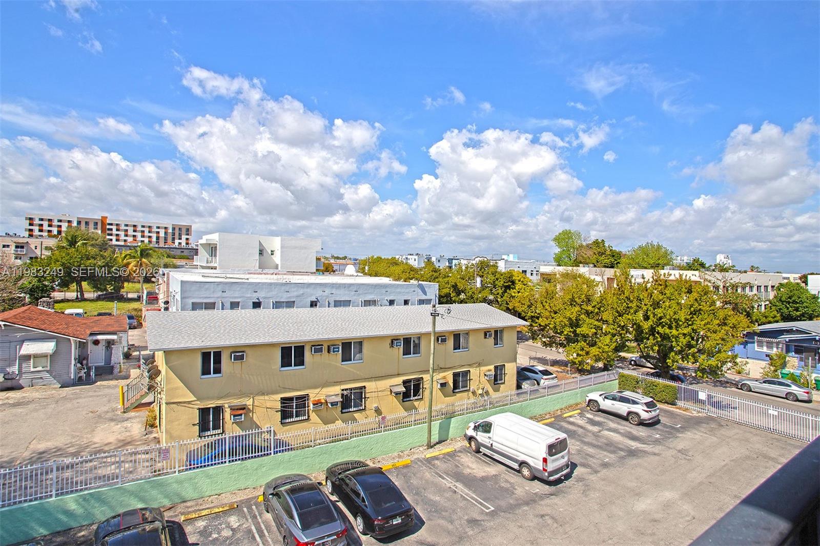 VILLA DEL SOL CONDO - Residential