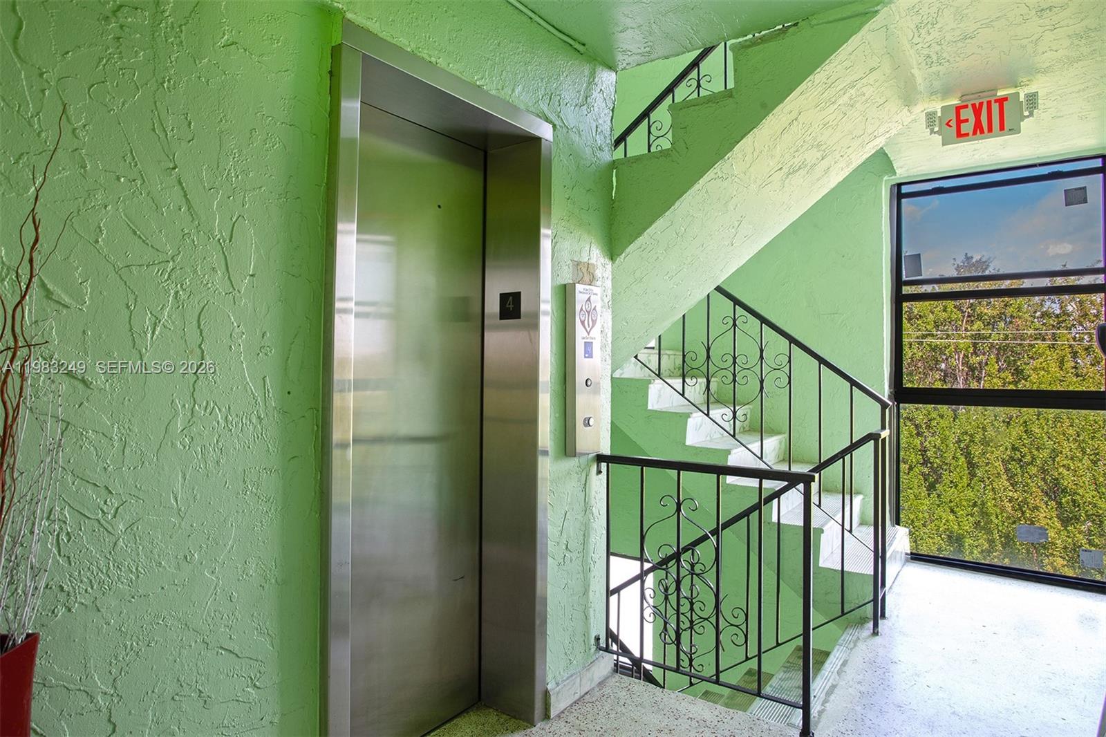 VILLA DEL SOL CONDO - Residential