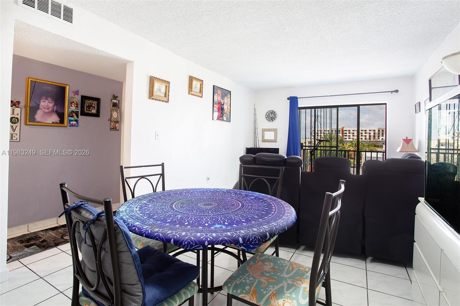 VILLA DEL SOL CONDO - Residential