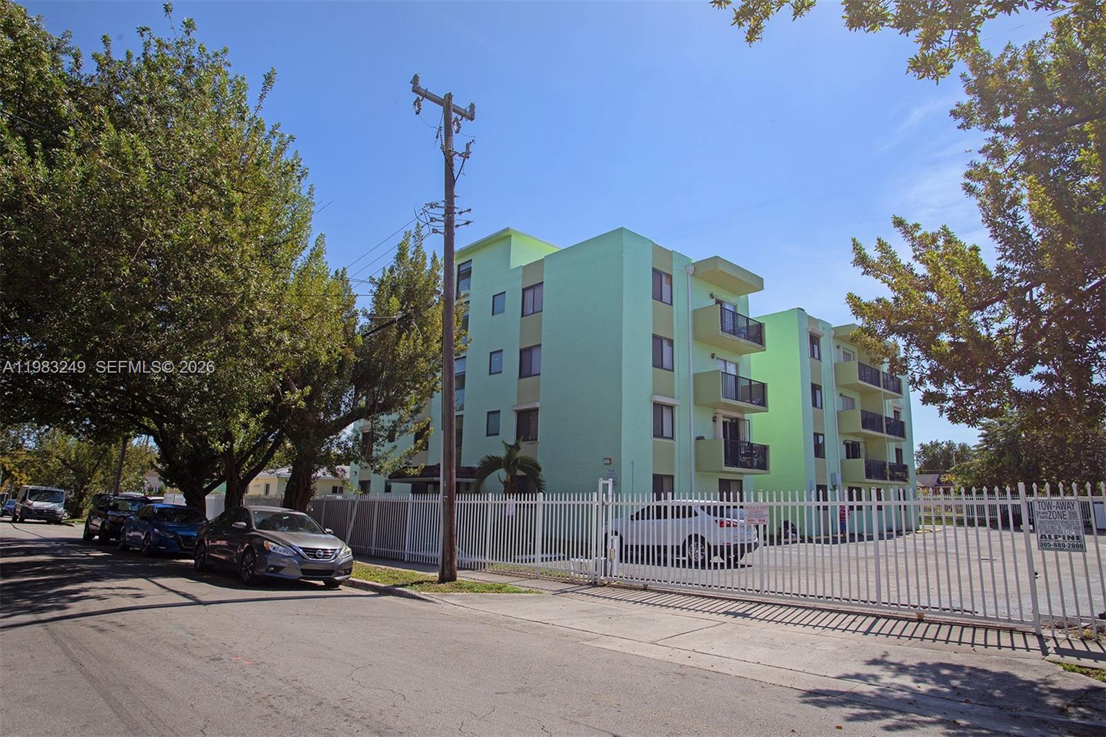 VILLA DEL SOL CONDO - Residential