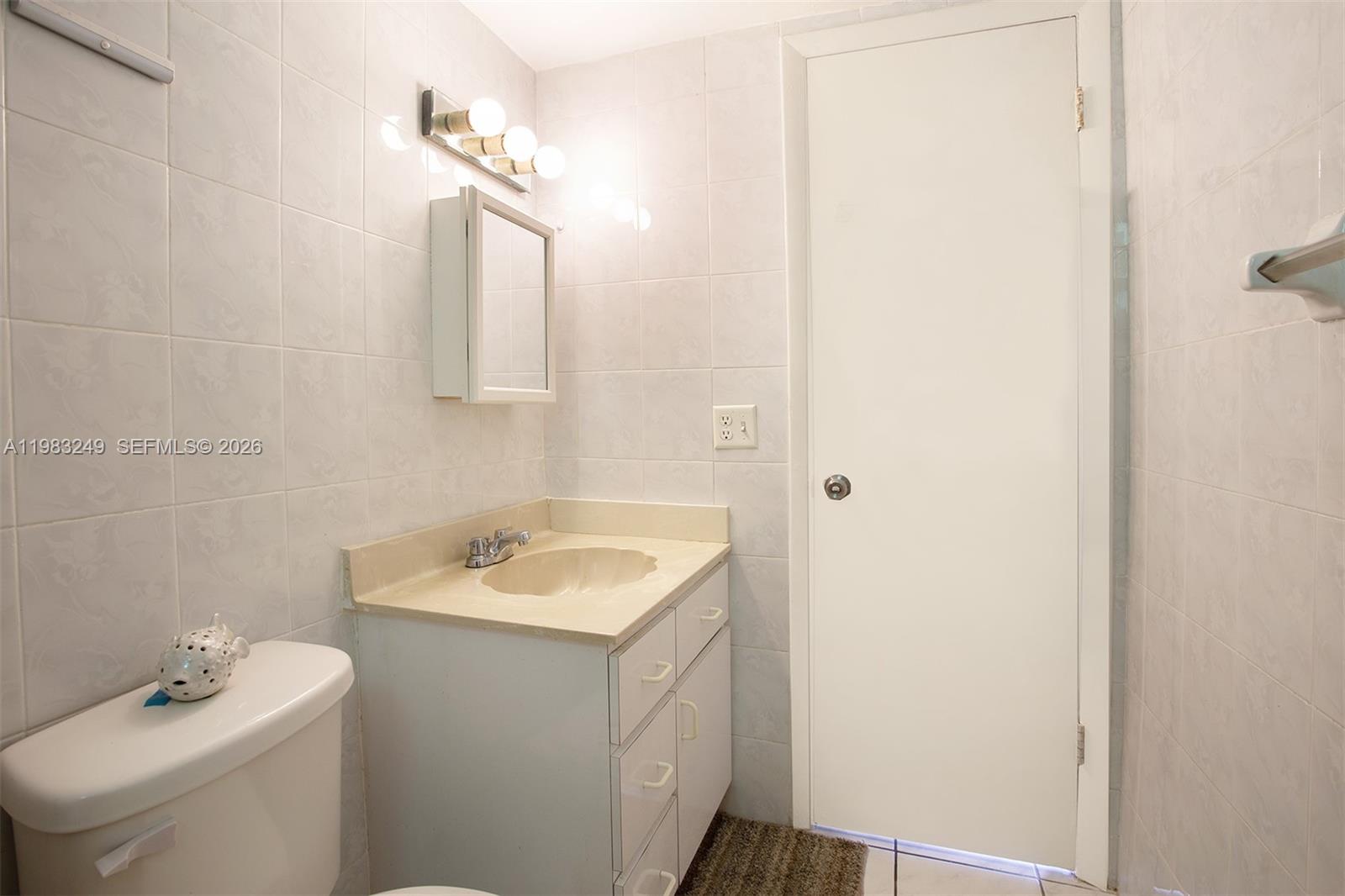 VILLA DEL SOL CONDO - Residential