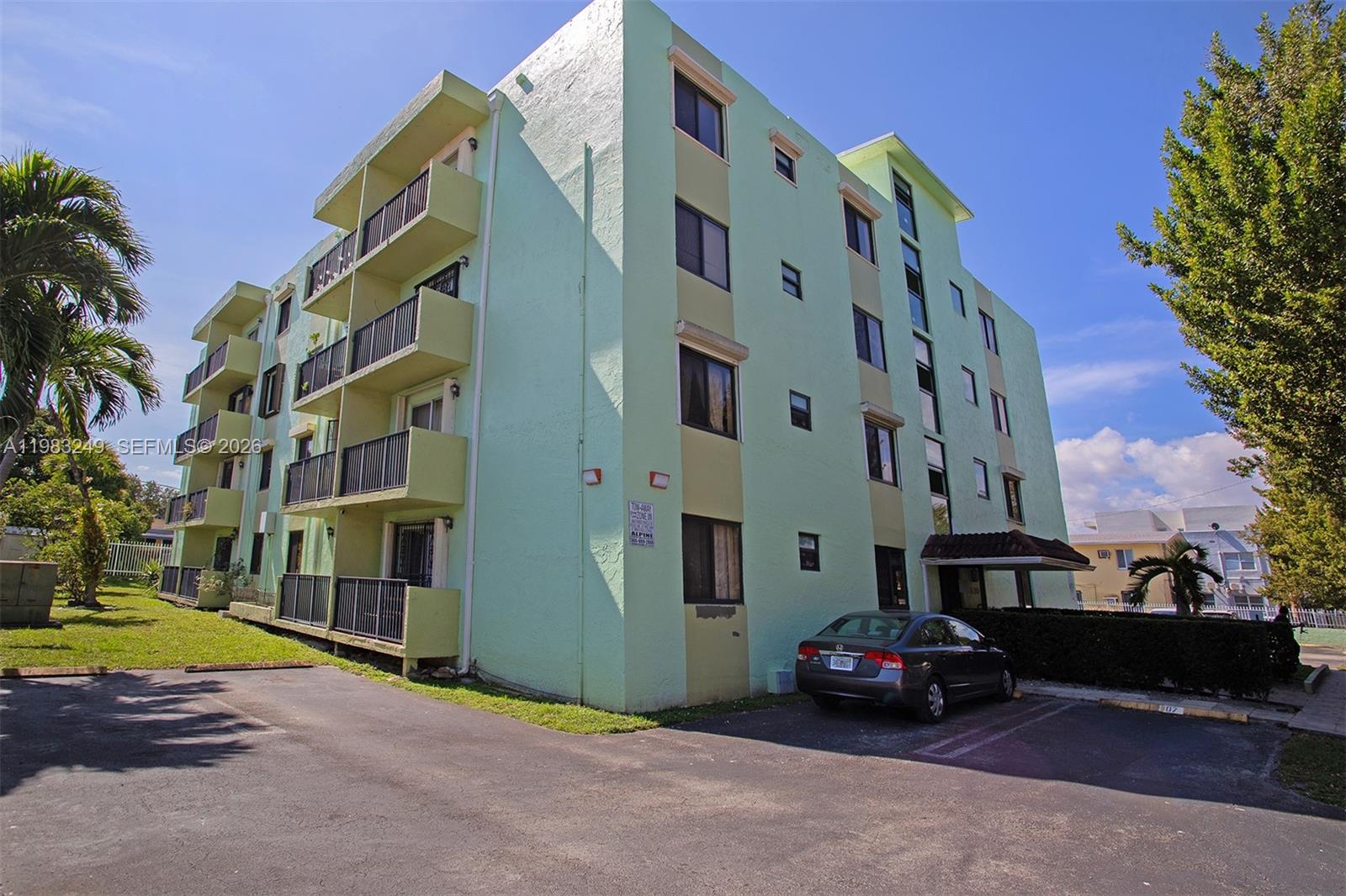 VILLA DEL SOL CONDO - Residential