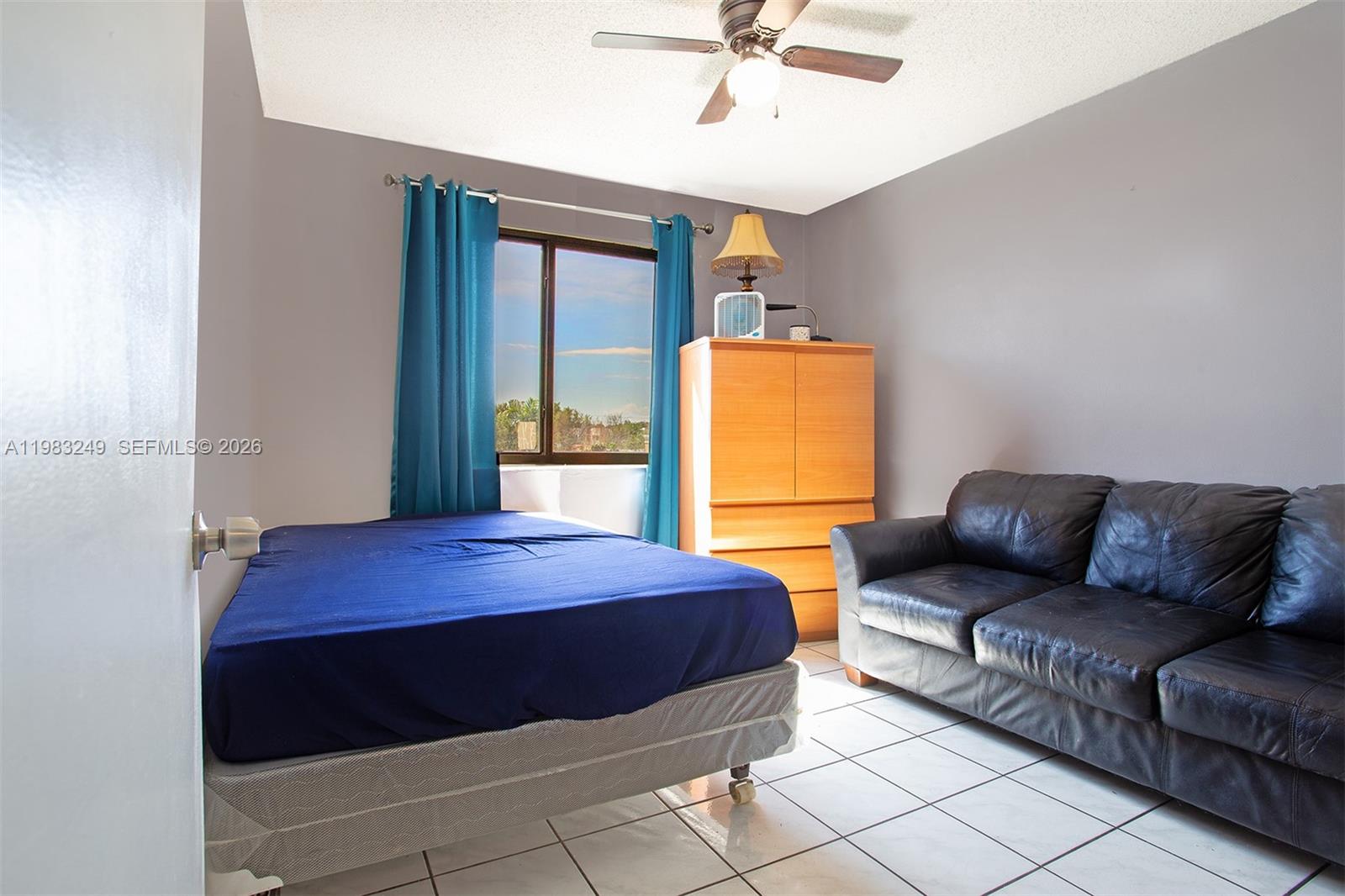 VILLA DEL SOL CONDO - Residential