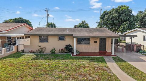 Photo of 1010 W 33rd Pl, Hialeah, FL 33012 (MLS # A11964585)