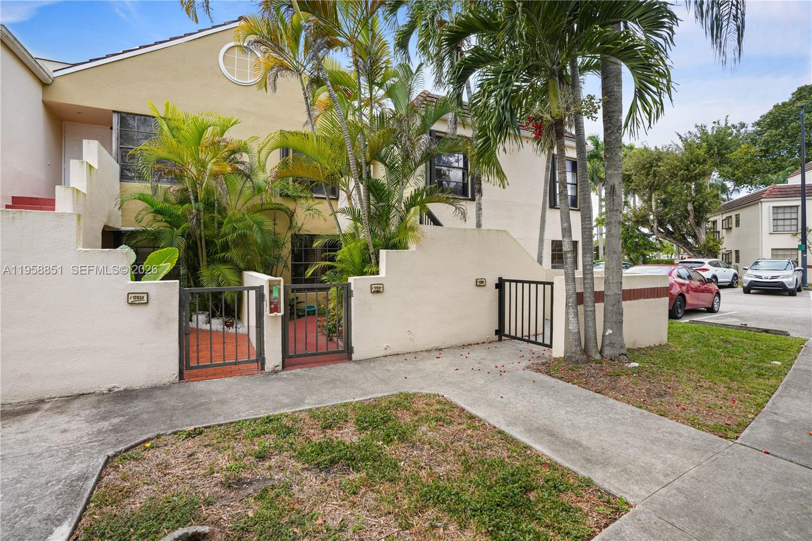 ELAN AT CALUSA CONDO IV - Residential