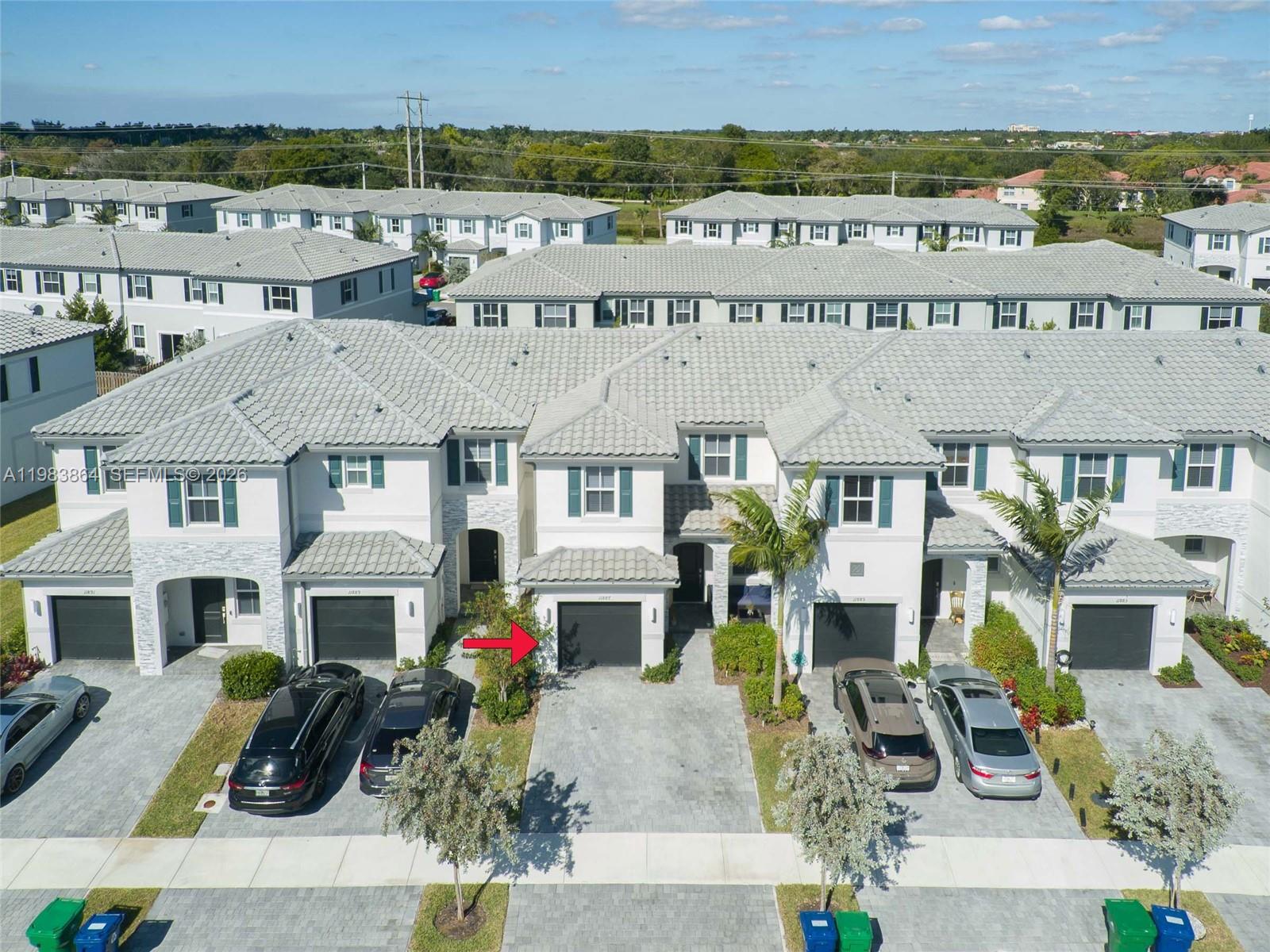 WINDSOR SQUARE - Residential