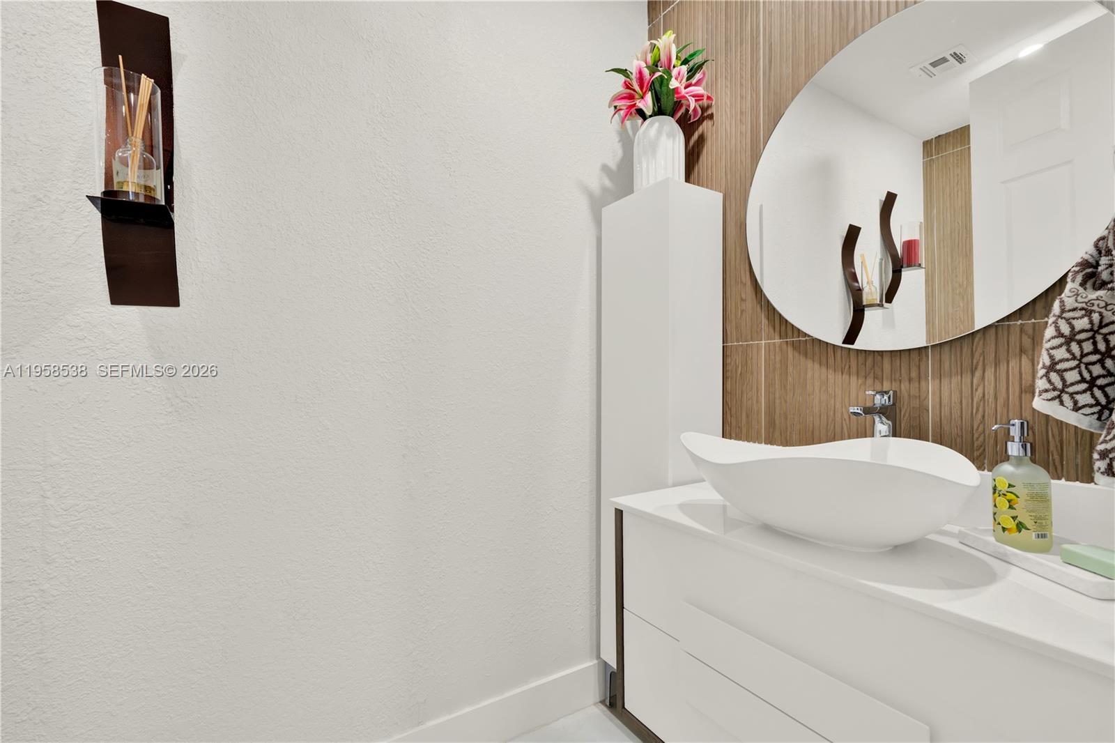 ESTATES OF HIDDEN ACRES - Residential