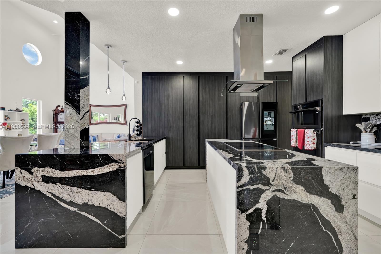 ESTATES OF HIDDEN ACRES - Residential