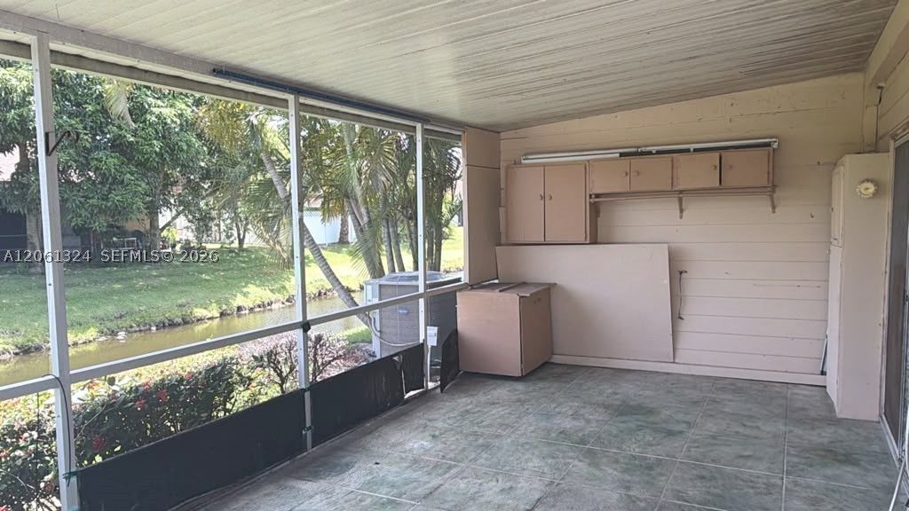 Photo of 11858 E Brier Patch Ct E, Wellington, FL 33414 (MLS # A12061324)