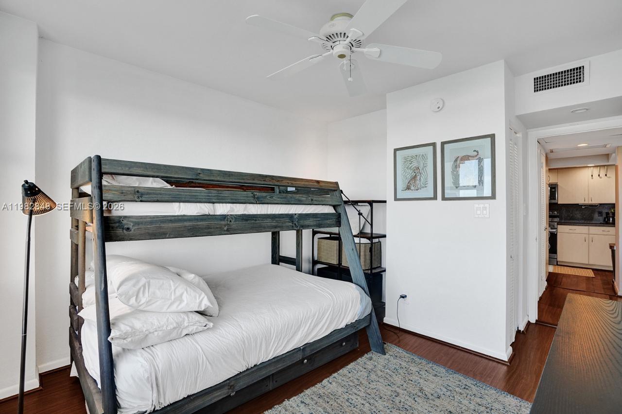 5600 CONDO - Residential Lease