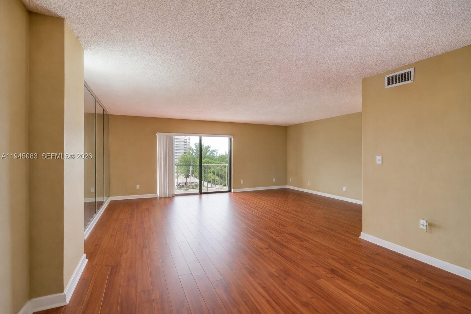 CRICKET CLUBHOUSE CONDO - Residential Lease