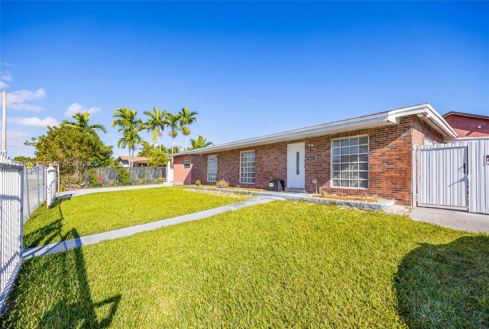 9985 Marlin Rd