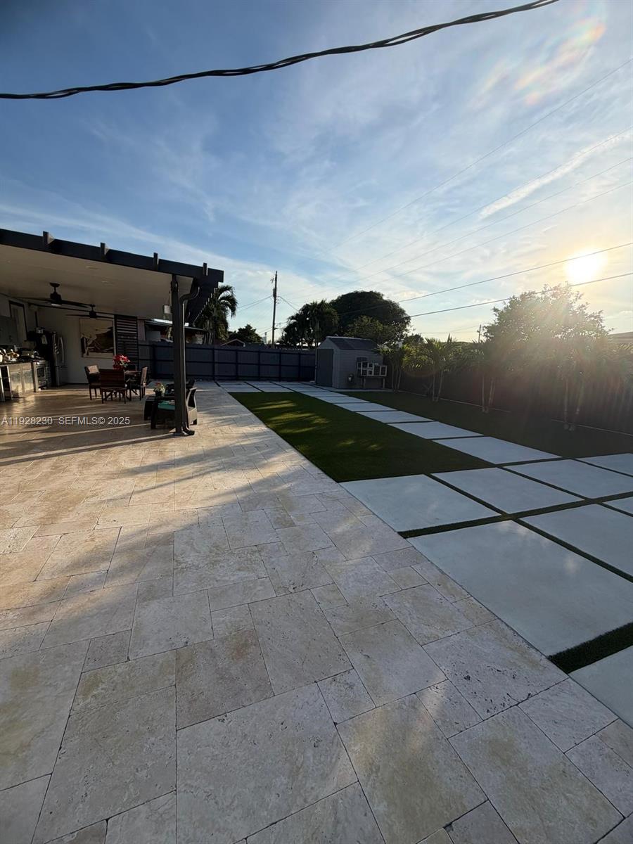 INGLESIDE PARK 1ST ADDN - Residential