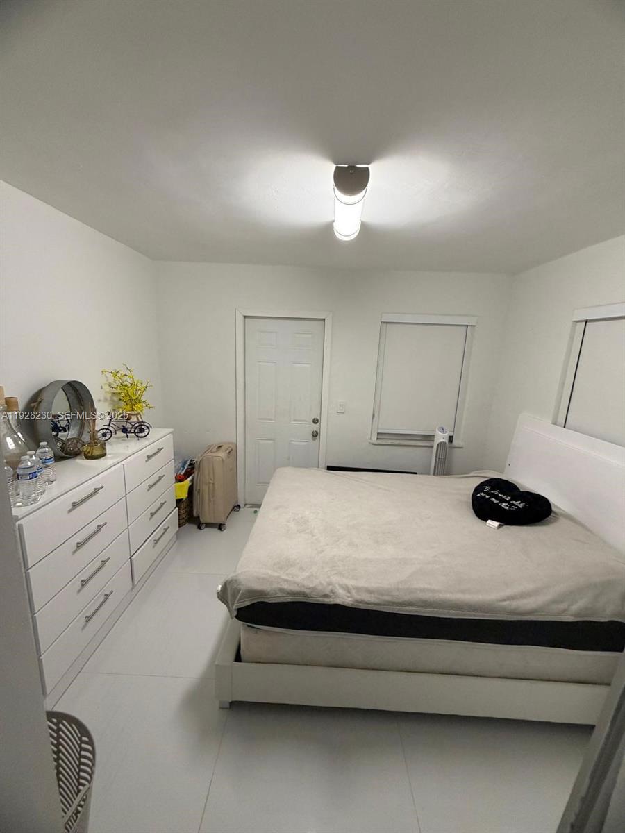 INGLESIDE PARK 1ST ADDN - Residential