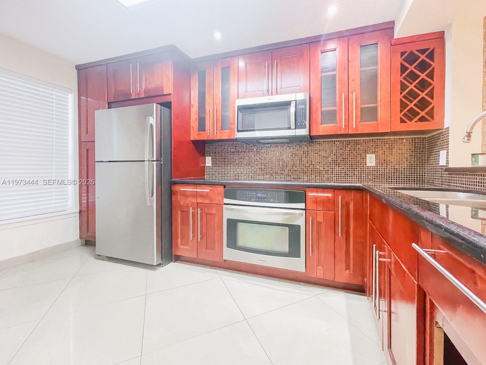 BANYAN OAKRIDGE COMMERCIA - Residential