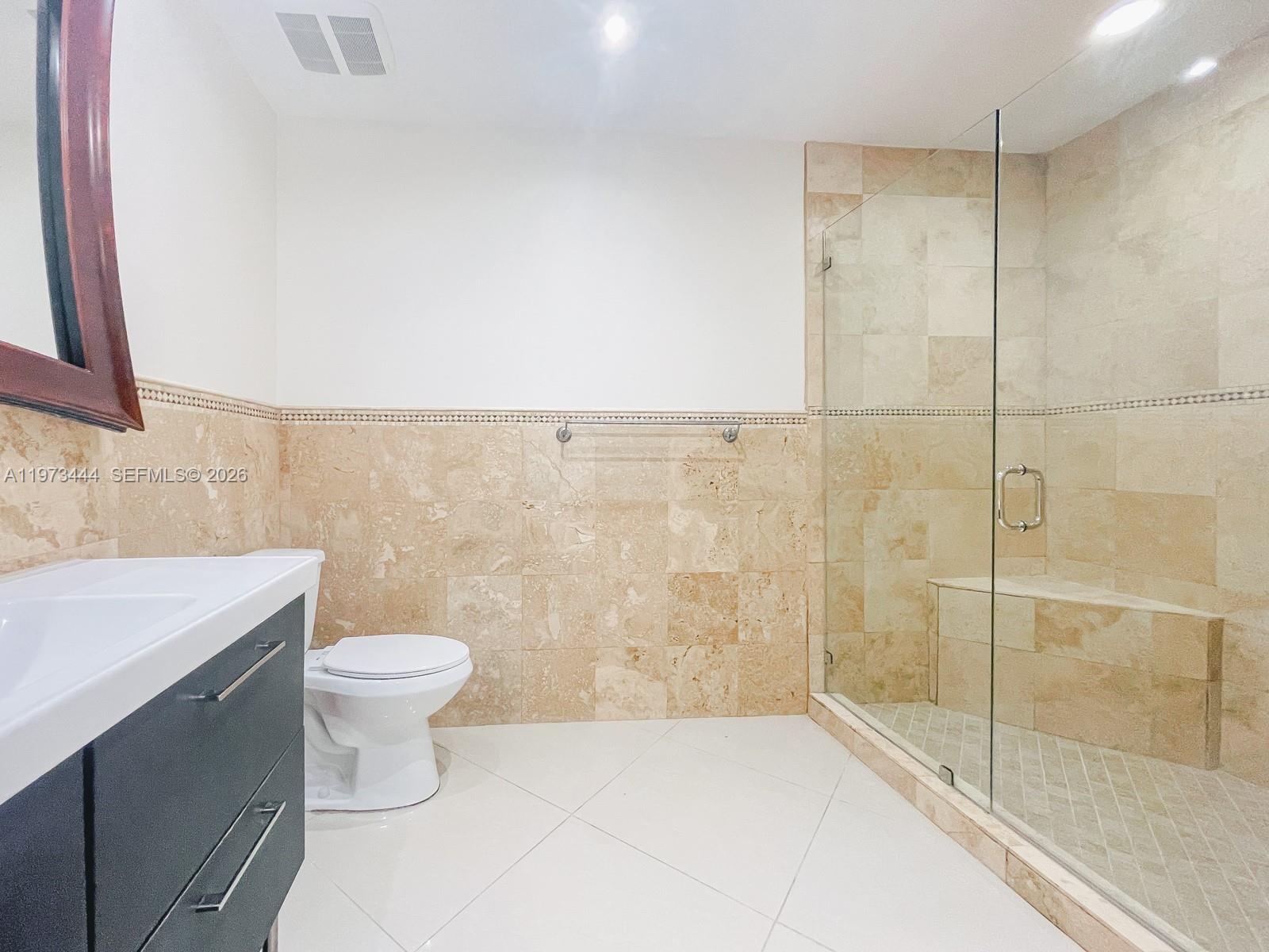 BANYAN OAKRIDGE COMMERCIA - Residential