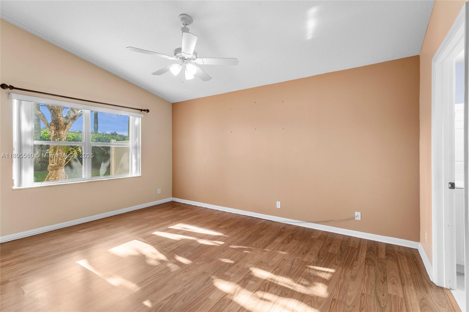 CASCADE LAKES - Residential Lease