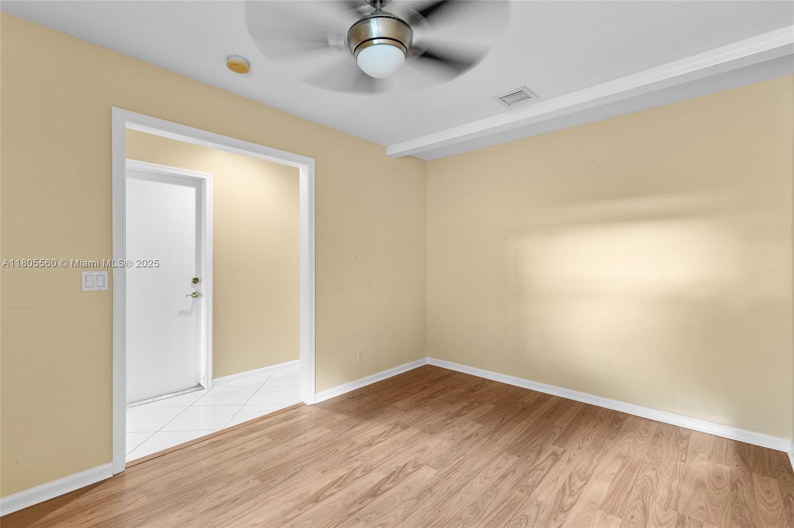 CASCADE LAKES - Residential Lease