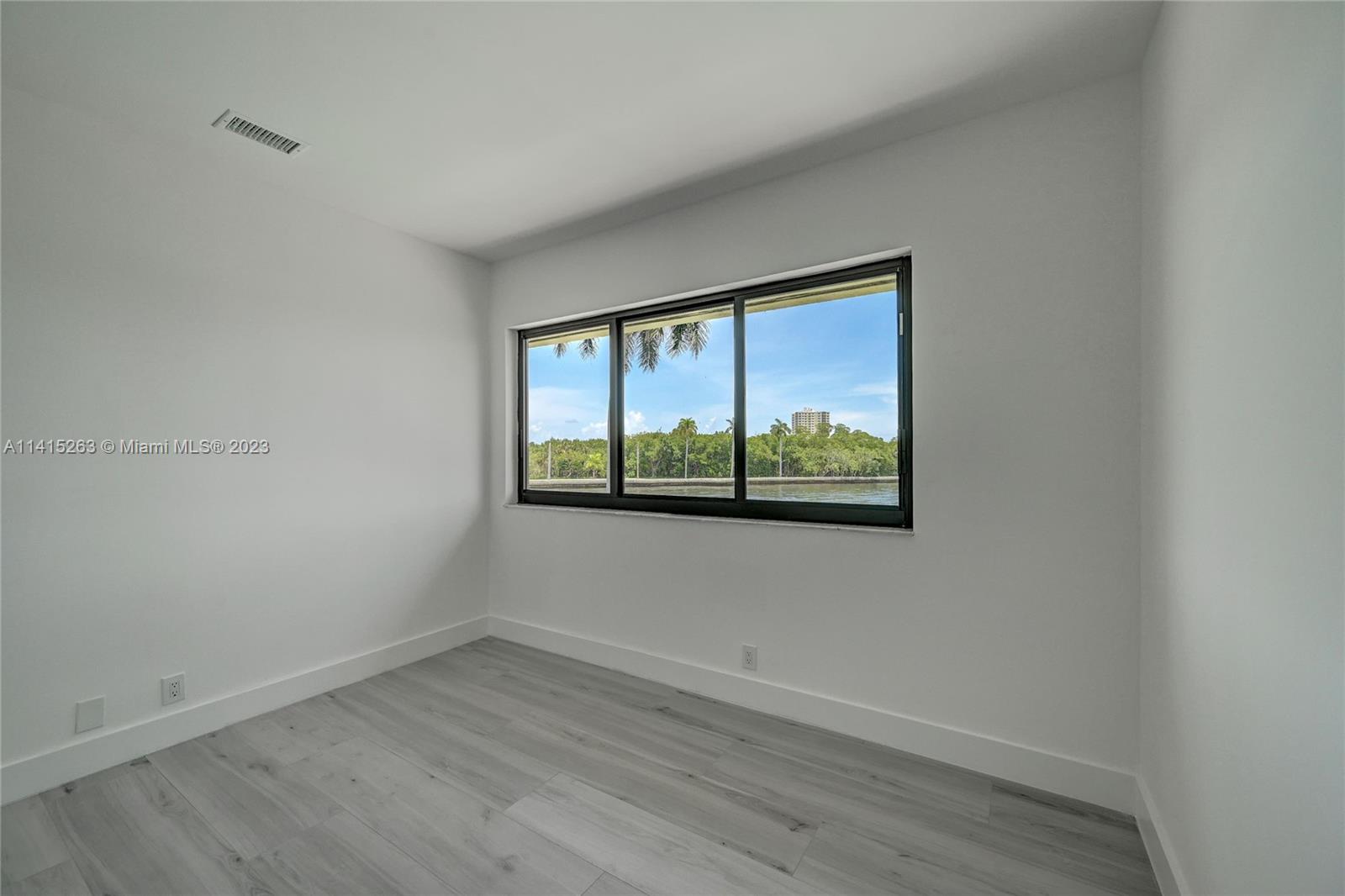 CORAL RIDGE - Residential