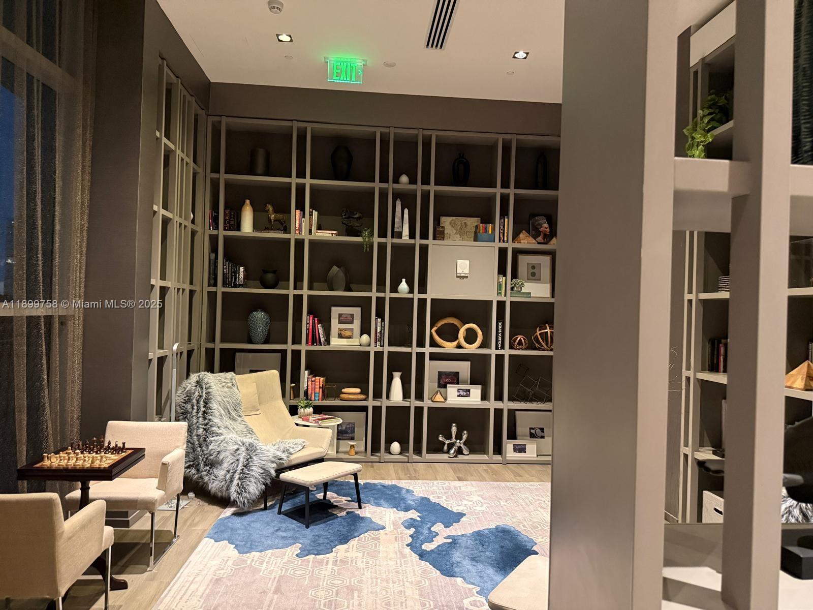 1100 MILLECENTO RESIDENCE - Residential Lease