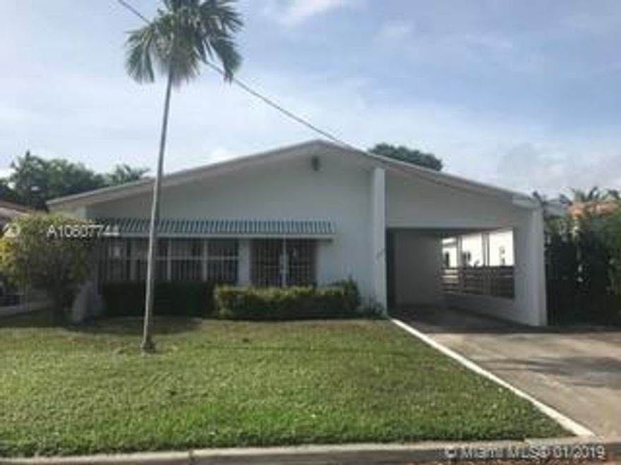 SURFSIDE 1952 CONTEMPORARY  3/2 CLOSE TO THE BEACH AND SURFSIDE COMMUNITY CENTER POOL.
TROPICAL LIVING MID CENTURY CONTEMPORARY BLANK CANVAS TO DESIGN YOUR OWN CHIC PARADISE 
CLOSE TO FINE DINNING RESTURANTS,SHOPPING*AND BEACH.CLOSE TO BAY HARBOUR SHOPS,HOUSES OF WORSHIP AND FOUR SEASONS SURF CLUB. A RATED BAY HARBOUR ELELMENTARY AND MIDDLE SCHOOLS. RARE OPPORTUNITY*GREAT DEAL*RE-DESIGN AND DECORATE OR BUILD NEW THE CHOICE IS YOURS!!!