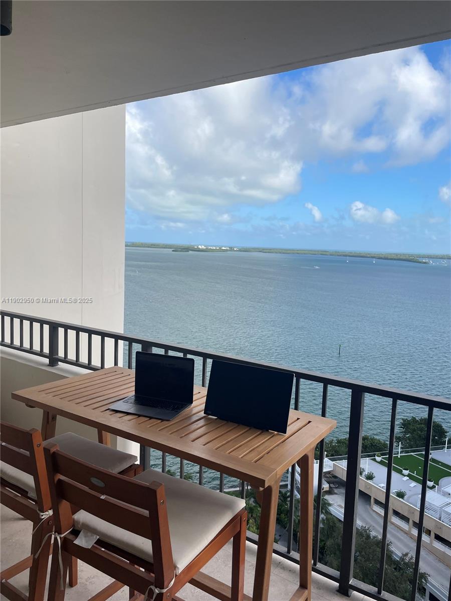 BRICKELL KEY ONE CONDO - Residential Lease