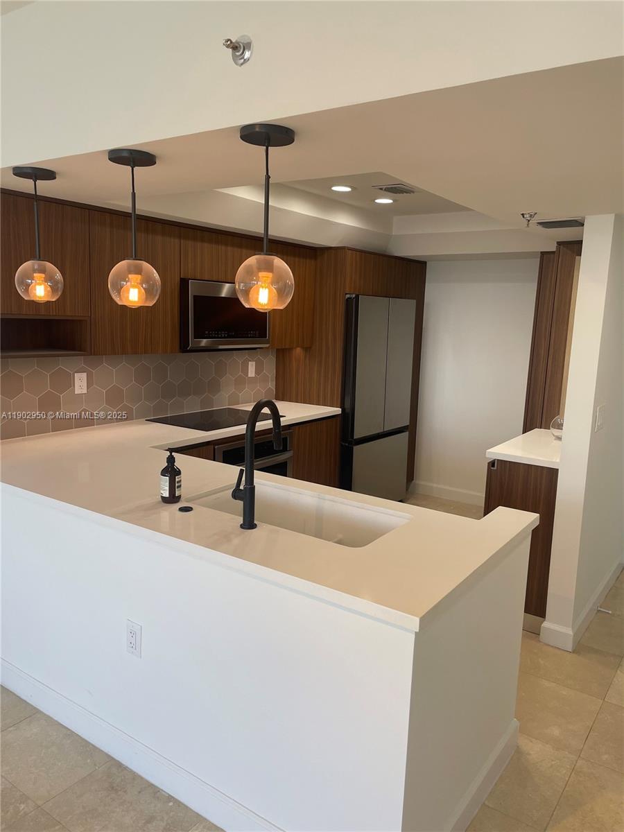 BRICKELL KEY ONE CONDO - Residential Lease