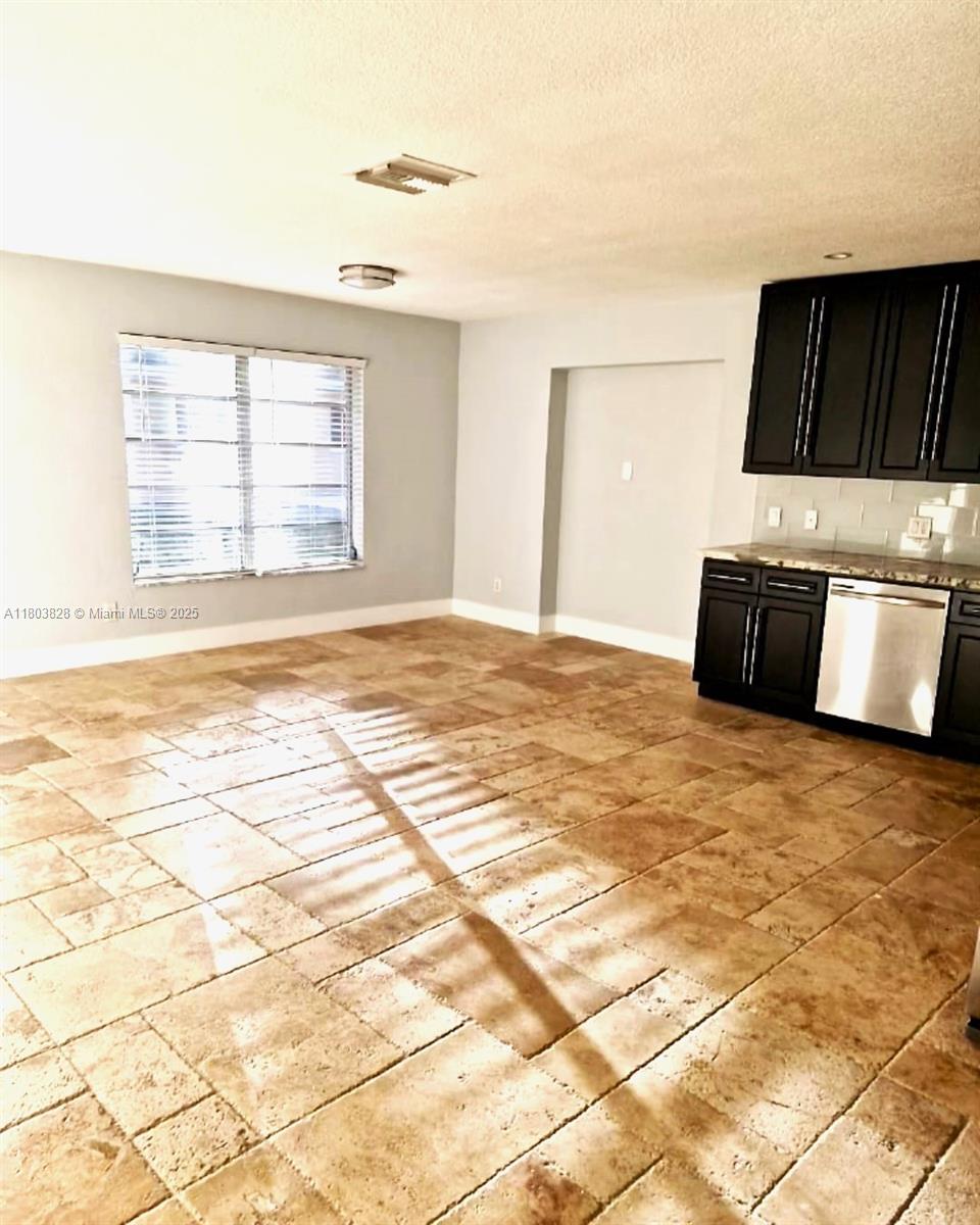 4725 SW 109th Ter Back House